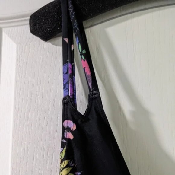 NWT Urban Outfitters Out From Under | Floral Plunging V Swimsuit - Picture 11 of 14